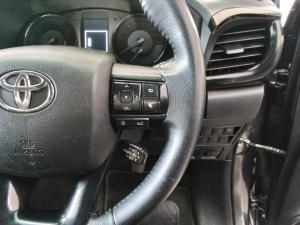 Toyota Hilux 2.8GD-6 double cab 4x4 Legend RS manual - Image 10