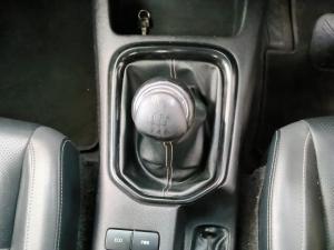 Toyota Hilux 2.8GD-6 double cab 4x4 Legend RS manual - Image 12