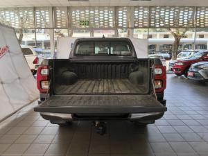 Toyota Hilux 2.8GD-6 double cab 4x4 Legend RS manual - Image 18