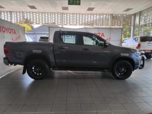 Toyota Hilux 2.8GD-6 double cab 4x4 Legend RS manual - Image 3