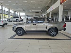 Toyota Hilux 2.8GD-6 double cab Raider auto - Image 15