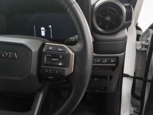 Toyota Land Cruiser Prado 2.8GD VX-R - Image 10