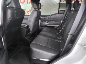 Toyota Land Cruiser Prado 2.8GD VX-R - Image 15