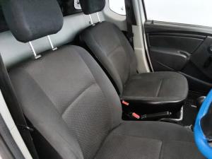 Nissan NP200 1.6i safety pack (aircon) - Image 13