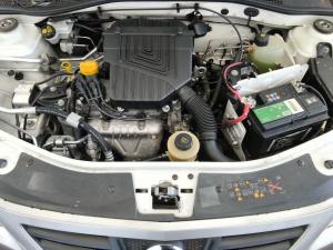 Nissan NP200 1.6i safety pack (aircon) - Image 16