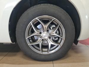 Suzuki Swift 1.2 GL manual - Image 18