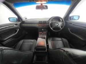 BMW 318i Sport automatic - Image 7