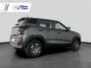 Mahindra XUV3XO 1.2T MX2 - Image 5