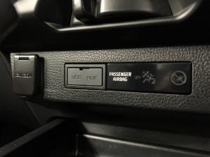 Isuzu D-MAX 1.9 Ddi HR X-RIDER automatic D/C - Image 11