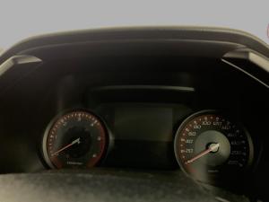Isuzu D-MAX 1.9 Ddi HR X-RIDER automatic D/C - Image 13