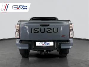 Isuzu D-MAX 1.9 Ddi HR X-RIDER automatic D/C - Image 4