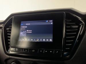 Isuzu D-MAX 1.9 Ddi HR X-RIDER automatic D/C - Image 9