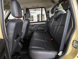 Mahindra PIK UP 2.2 Mhawk S11 Dawn 4X4 automaticD/C - Image 11