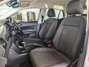 Volkswagen T-CROSS 1.0 TSI Comfortline DSG - Image 11