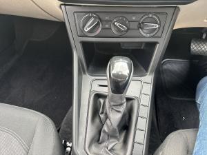 Volkswagen Polo sedan 1.6 auto - Image 20