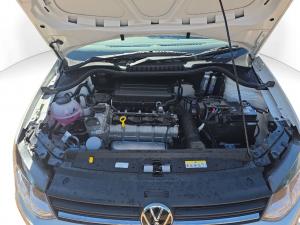Volkswagen Polo Vivo hatch 1.6 Life - Image 9
