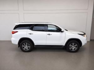 Toyota Fortuner 2.4GD-6 auto - Image 3
