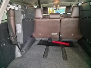 Toyota Fortuner 2.4GD-6 auto - Image 6