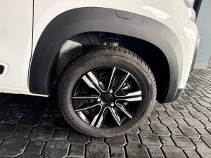 Renault Kwid 1.0 Climber manual - Image 12