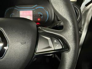 Renault Kwid 1.0 Climber manual - Image 16