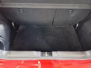 Suzuki Swift 1.2 GLX auto - Image 11