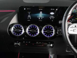 Mercedes-Benz GLA GLA200 Progressive - Image 11