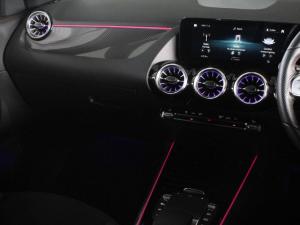 Mercedes-Benz GLA GLA200 Progressive - Image 17
