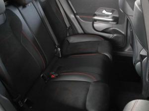 Mercedes-Benz GLA GLA200 Progressive - Image 19