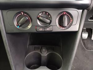 Volkswagen Polo Vivo hatch 1.4 Trendline - Image 16