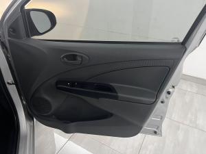 Toyota Etios hatch 1.5 Xi - Image 14