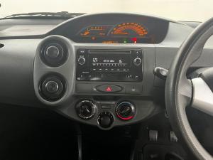 Toyota Etios hatch 1.5 Xi - Image 18