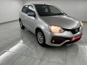 Toyota Etios hatch 1.5 Xi - Image 1