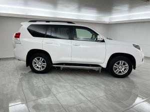 Toyota Land Cruiser Prado 3.0DT VX - Image 10