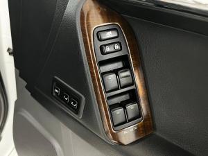 Toyota Land Cruiser Prado 3.0DT VX - Image 21
