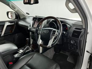 Toyota Land Cruiser Prado 3.0DT VX - Image 24
