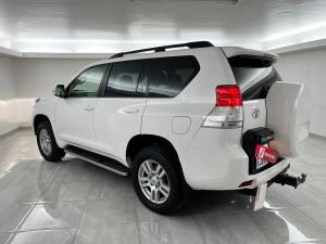 Toyota Land Cruiser Prado 3.0DT VX - Image 6
