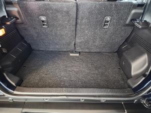 Suzuki Jimny 1.5 GLX AllGrip 5-door auto - Image 11