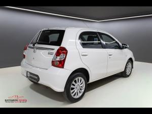 Toyota Etios hatch 1.5 Sprint - Image 2