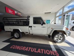 Toyota Land Cruiser 79 4.2D single cab - Image 3