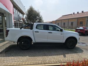 Isuzu D-Max 1.9TD double cab LS X-Rider auto - Image 3