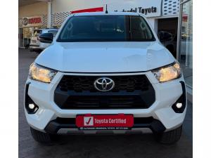 Toyota Hilux 2.4GD-6 double cab 4x4 Raider manual - Image 4