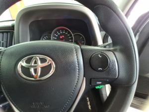Toyota RAV4 2.0 GX auto - Image 10