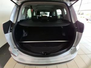 Toyota RAV4 2.0 GX auto - Image 19