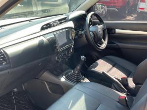 Toyota Hilux 2.4GD single cab S (aircon) - Image 7