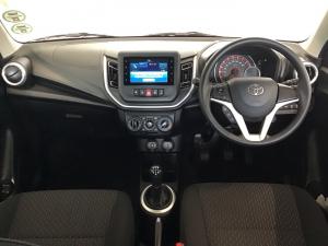 Toyota Vitz 1.0 XR manual - Image 6
