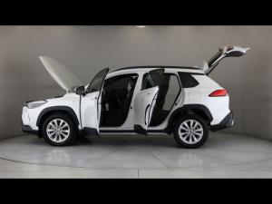 Toyota Corolla Cross 1.8 HEV XS - Image 26