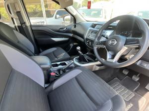 Nissan Navara 2.5DDTi double cab SE manual - Image 6