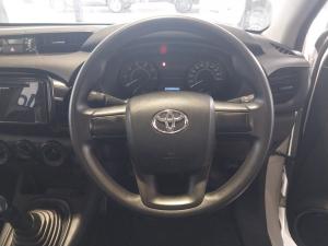 Toyota Hilux 2.4GD single cab chassis cab - Image 8