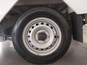 Toyota Hilux 2.4GD single cab chassis cab - Image 16