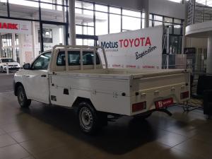 Toyota Hilux 2.4GD single cab chassis cab - Image 18